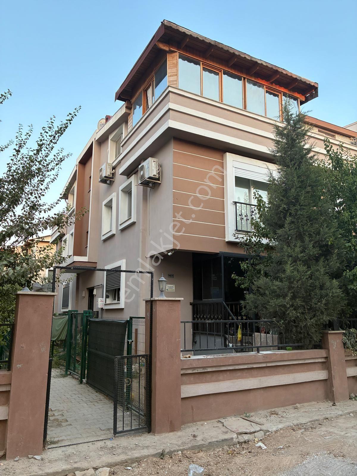 Sarnıçta Dublex Bahçeli Fiyat Olarak Cazip Daire — fotoğraf 11