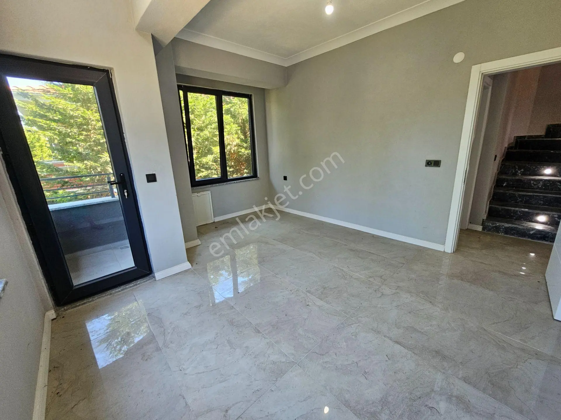 Deniz'den 3+1 Müstakil Havuzlu, Merkezi Konumda Villa — fotoğraf 18