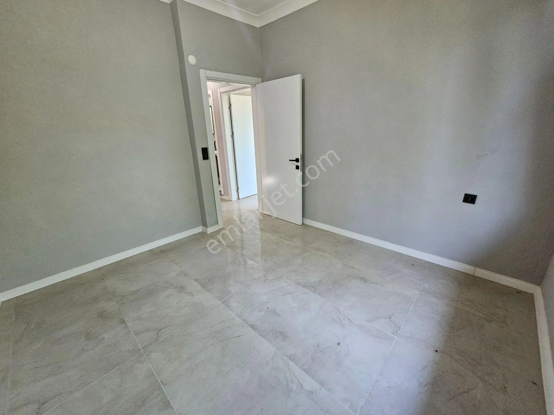 Deniz'den 3+1 Müstakil Havuzlu, Merkezi Konumda Villa — fotoğraf 23