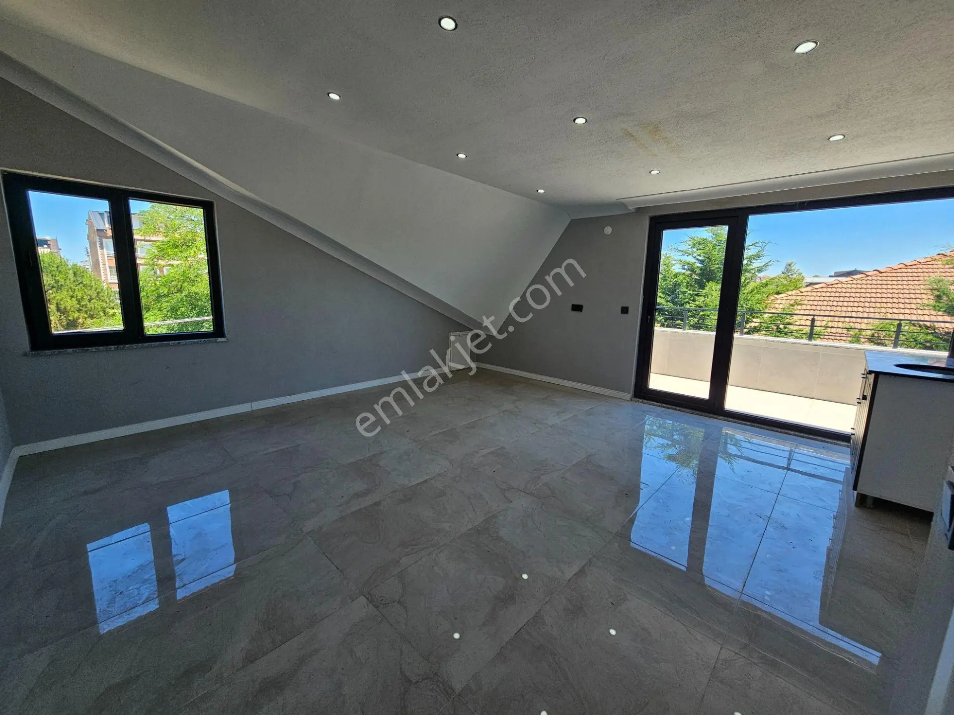 Deniz'den 3+1 Müstakil Havuzlu, Merkezi Konumda Villa — fotoğraf 29