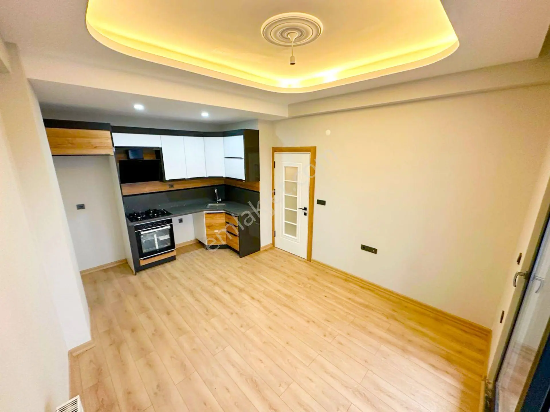 𝄞aradığınız Konfor Melodi'de Göz Alıcı Tasarımıyla Asansörlü 1+1 Süper Daire — fotoğraf 19