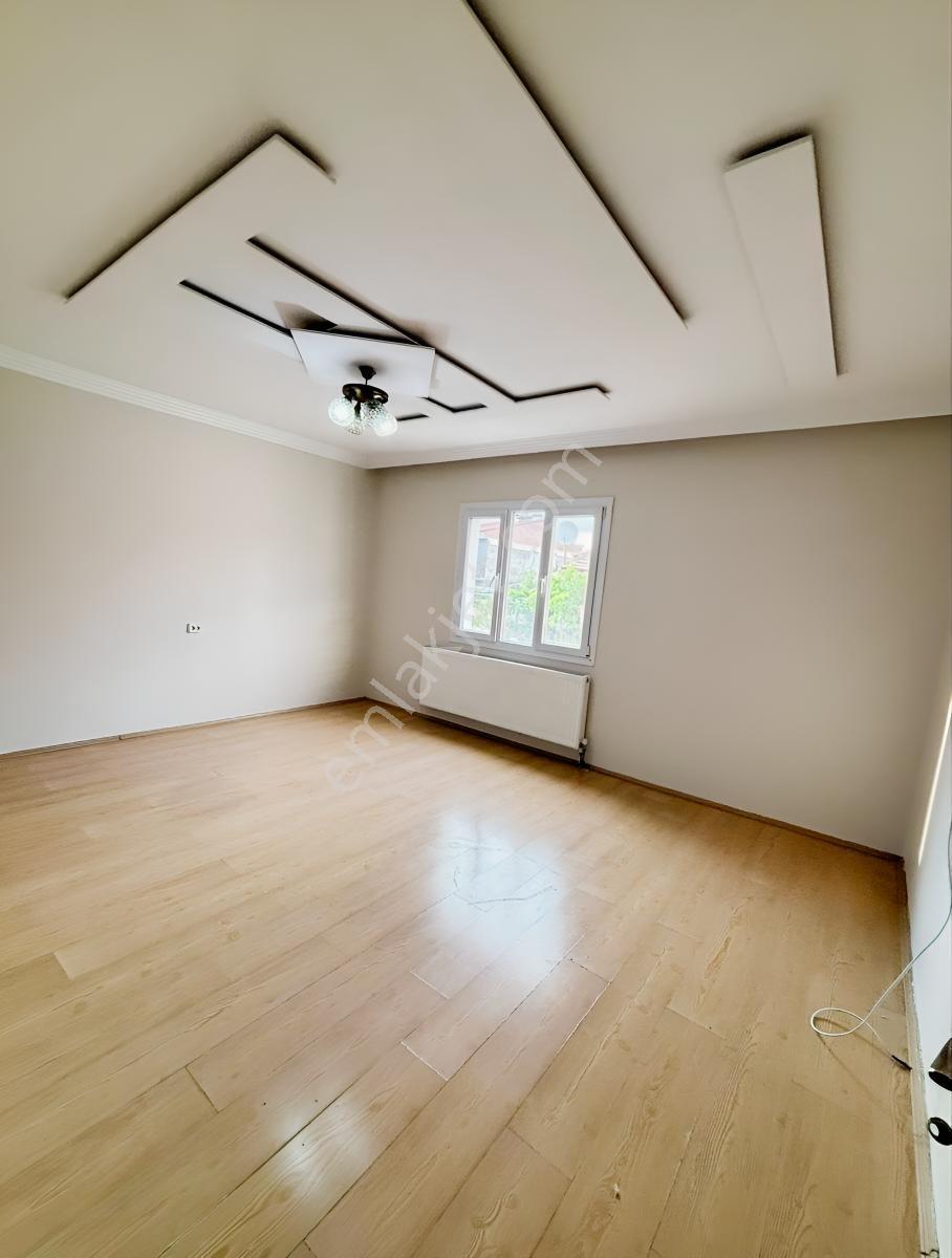 Selvilitepe'de Pazar Yeri Civarı 87 M2 1+1 Ara Kat Satılık Daire — fotoğraf 4