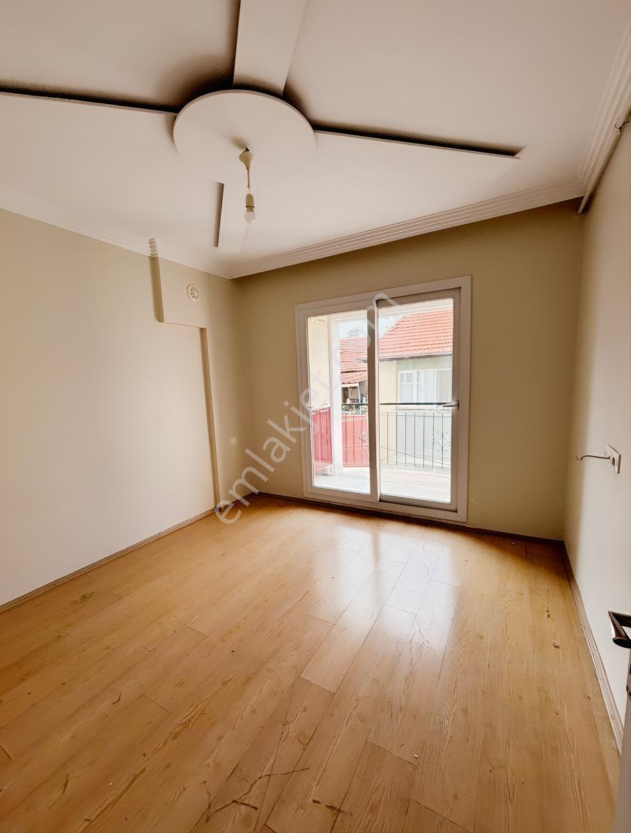 Selvilitepe'de Pazar Yeri Civarı 87 M2 1+1 Ara Kat Satılık Daire — fotoğraf 9
