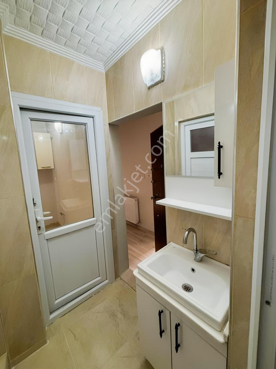 Selvilitepe'de Pazar Yeri Civarı 87 M2 1+1 Ara Kat Satılık Daire — fotoğraf 14