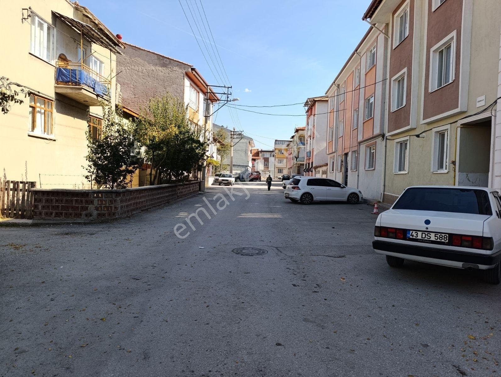 Kökoğlu Gayrimenkul'den Yunusemre'de 3 Katlı Müstakil Bina — fotoğraf 22