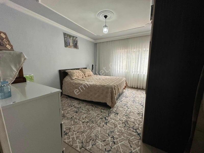 Şehitlik Mevki 3+1 Geniş Doğalgazlı Daire — fotoğraf 3