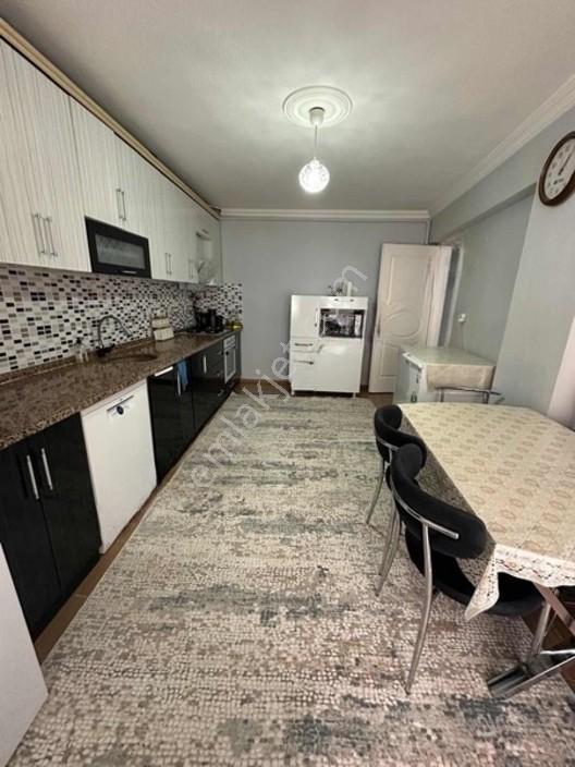 Şehitlik Mevki 3+1 Geniş Doğalgazlı Daire — fotoğraf 10