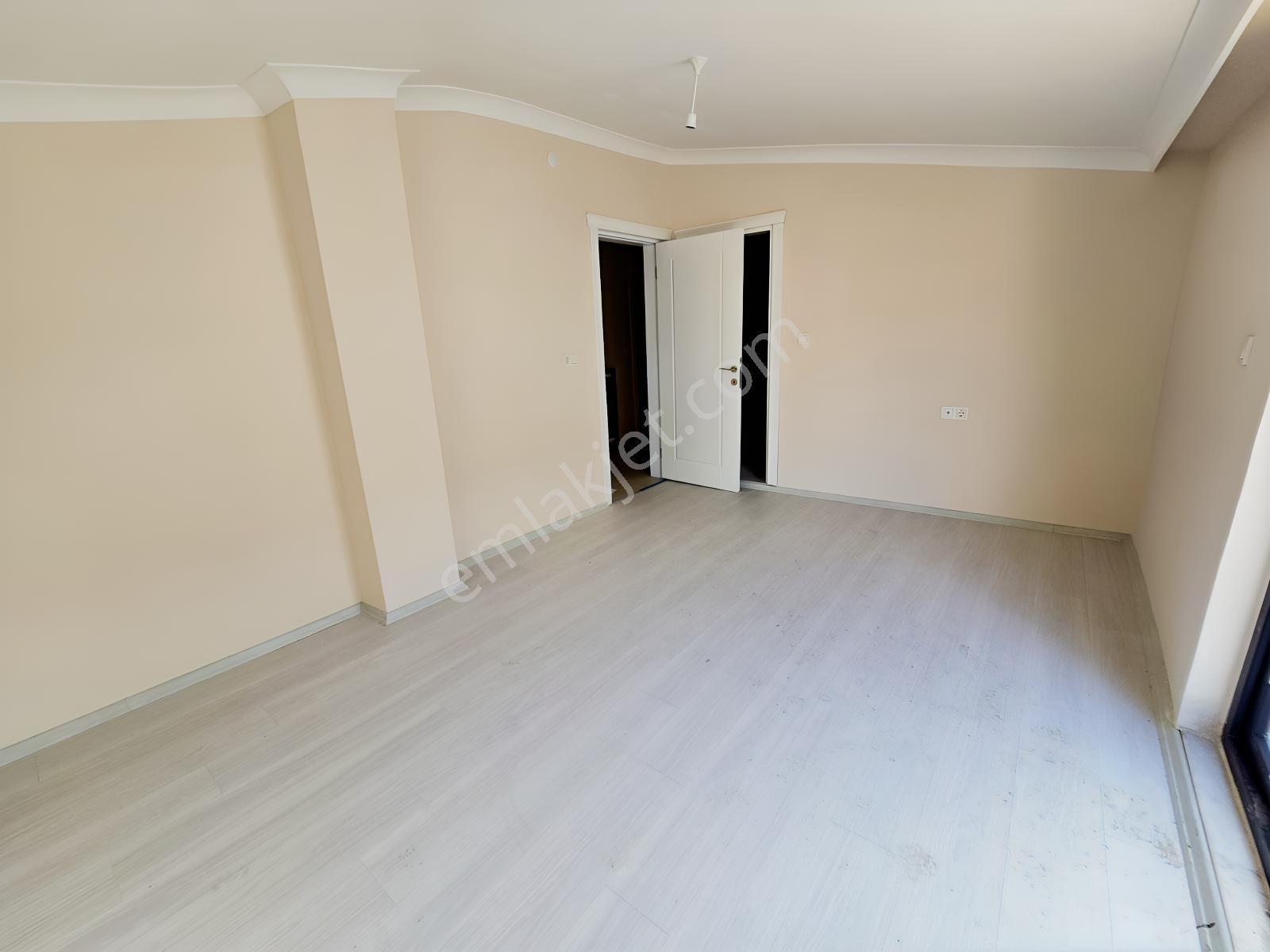 Yalova Bahçelievlerde 220 M², 5+1 Ferah Satılık Dubleks Daire — fotoğraf 32