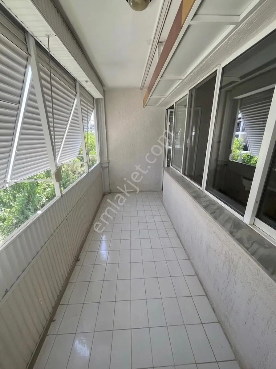 Karşıyaka Bahriye Üçokta Ara Kat Asansörlü 3+1 Satılık Daire — fotoğraf 14