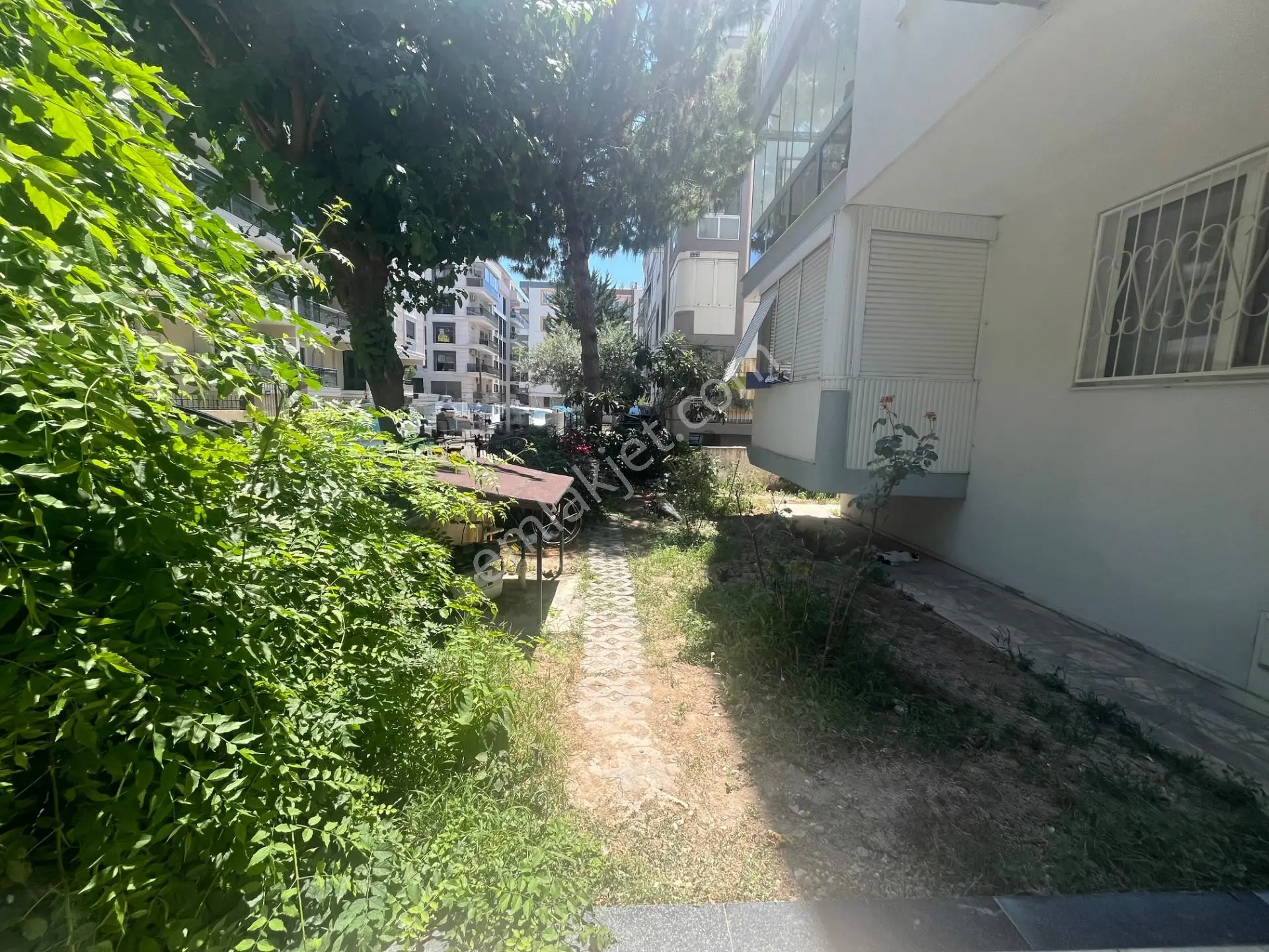Karşıyaka Bahriye Üçokta Ara Kat Asansörlü 3+1 Satılık Daire — fotoğraf 21