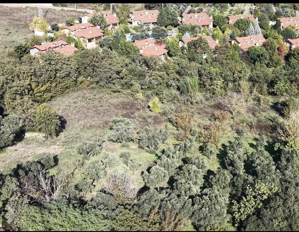 Geyve Konut İmarlı Satılık Arsa 355m2 Doğalgaz Mevcut — fotoğraf 3