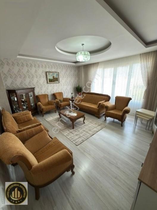 Bağcıların Kalbi Göletli De Muhteşem Yapısıyla 3+1 Satılık Daire