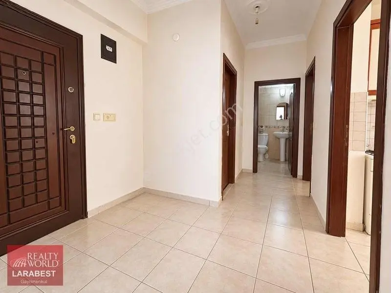 Gülveren'de 2 + 1 Ayrı Mutfaklı Satılık Daire — fotoğraf 4