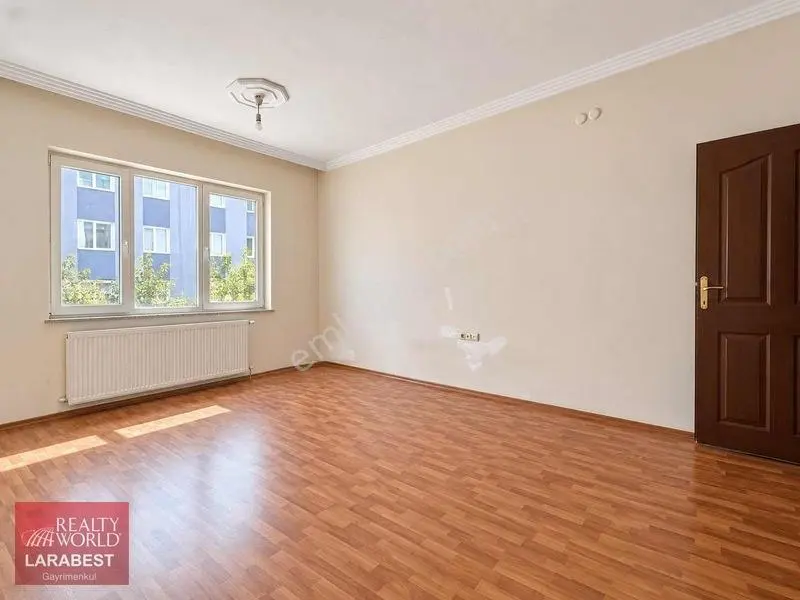 Gülveren'de 2 + 1 Ayrı Mutfaklı Satılık Daire — fotoğraf 5