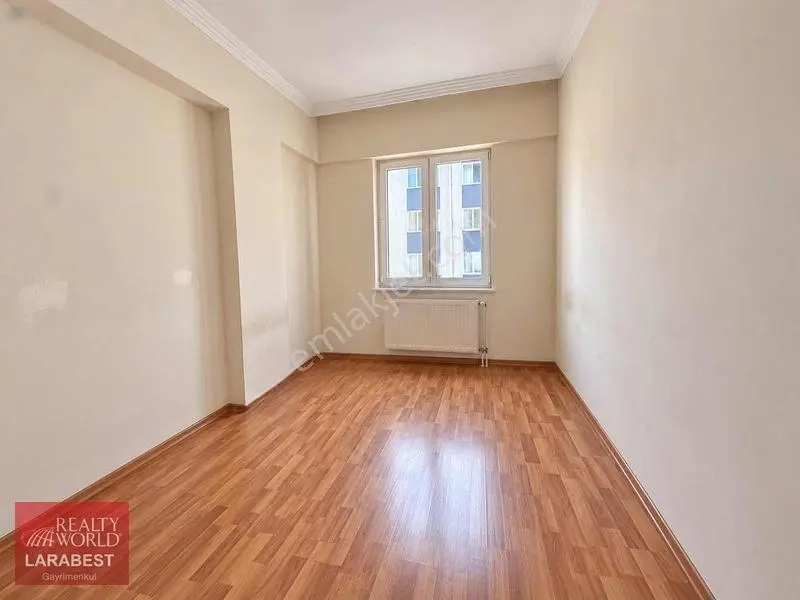 Gülveren'de 2 + 1 Ayrı Mutfaklı Satılık Daire — fotoğraf 7