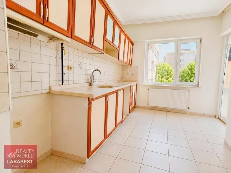 Gülveren'de 2 + 1 Ayrı Mutfaklı Satılık Daire — fotoğraf 11