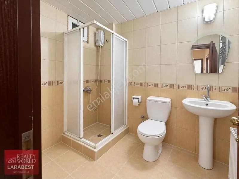 Gülveren'de 2 + 1 Ayrı Mutfaklı Satılık Daire — fotoğraf 13