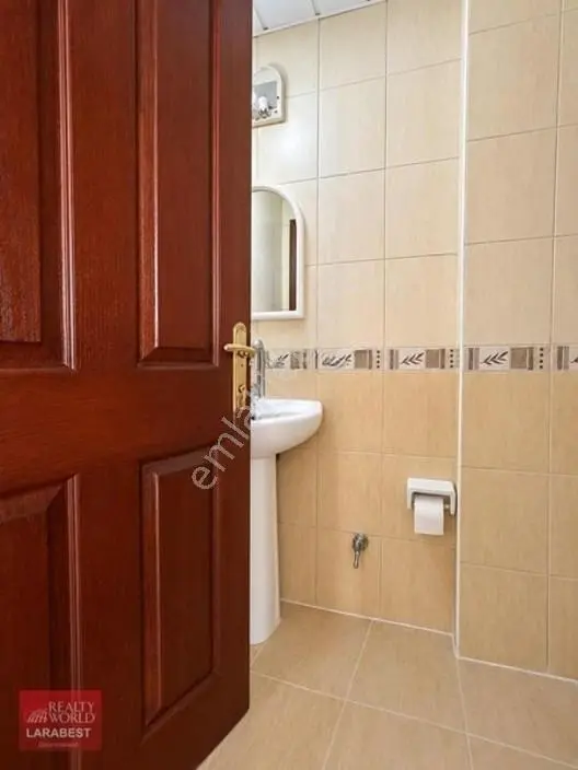 Gülveren'de 2 + 1 Ayrı Mutfaklı Satılık Daire — fotoğraf 14
