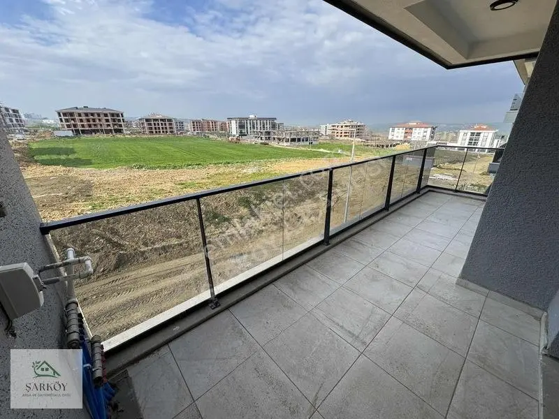 Tekirdağ Atatürk Mah.ana Caddeye Çok Yakın Havuzlu 2+1 — fotoğraf 26
