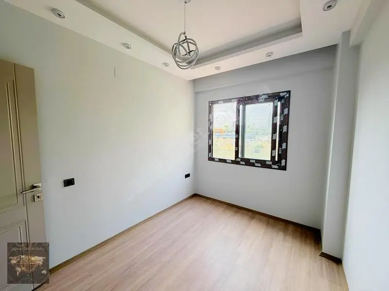 Dream'dan Eski Mezitli Bölg.havuzlu B.mutfak Satılık 3.5+1 Daire — fotoğraf 20