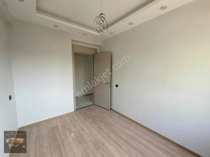 Dream'dan Eski Mezitli Bölg.havuzlu B.mutfak Satılık 3.5+1 Daire — fotoğraf 22
