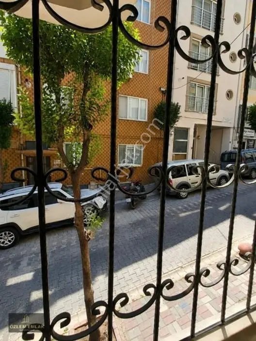 Özlem Den Dere Mahallesinde 2+1 Geniş Satılık Daire — fotoğraf 2