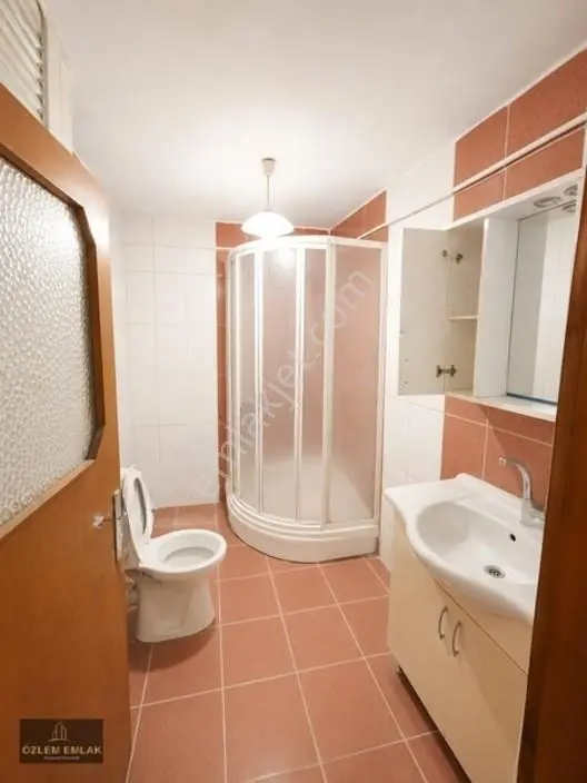 Özlem Den Dere Mahallesinde 2+1 Geniş Satılık Daire — fotoğraf 24
