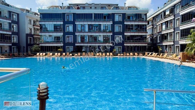 Karasu Sahilde Havuzlu Site İçerisinde 2+1 Yenilenmiş Daire — fotoğraf 15