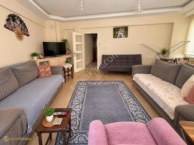 Çanakkale Merkez Barbaros Mah. Satılık Kapalı Mutfak 2+1 Daire — fotoğraf 3