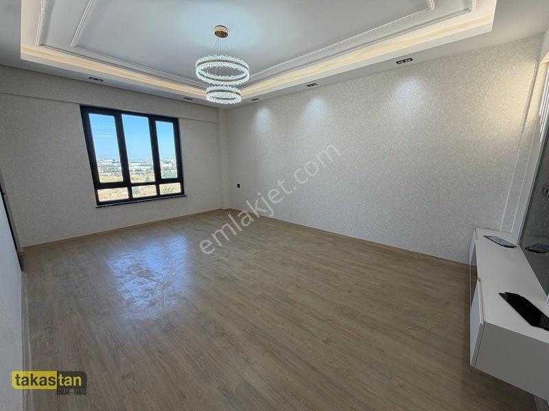 Göktürk Stadyum Arkası Ultra Lüks Yerden Isıtma 2,5 +1 Fırsat — fotoğraf 7