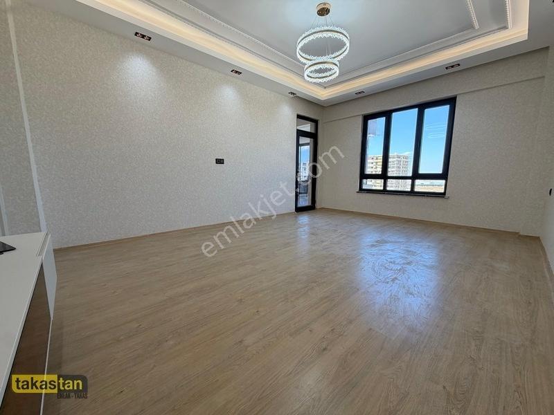 Göktürk Stadyum Arkası Ultra Lüks Yerden Isıtma 2,5 +1 Fırsat — fotoğraf 17