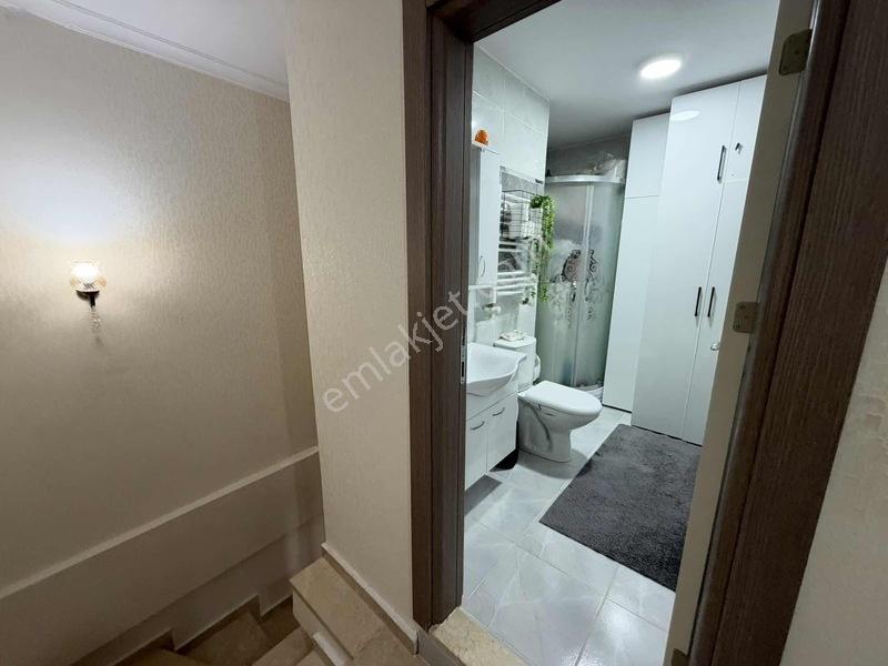 Elit Emlaktan Zaferde Dubleks 4+1 Asansörlü — fotoğraf 17