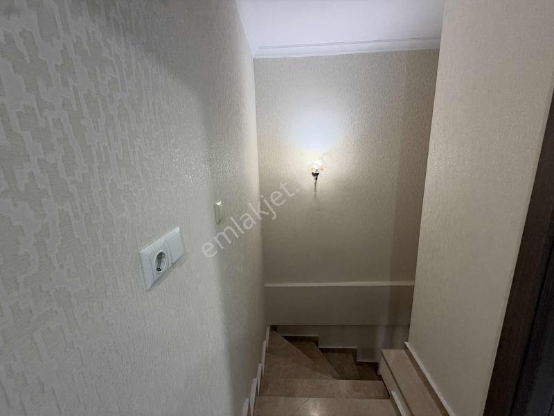 Elit Emlaktan Zaferde Dubleks 4+1 Asansörlü — fotoğraf 21