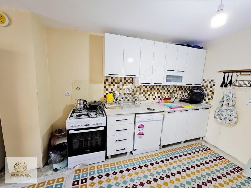 Yenibey Mh 103 Mt 2 Katlı Müstakil Ev Acil Satılık Pazarlık Var — fotoğraf 6