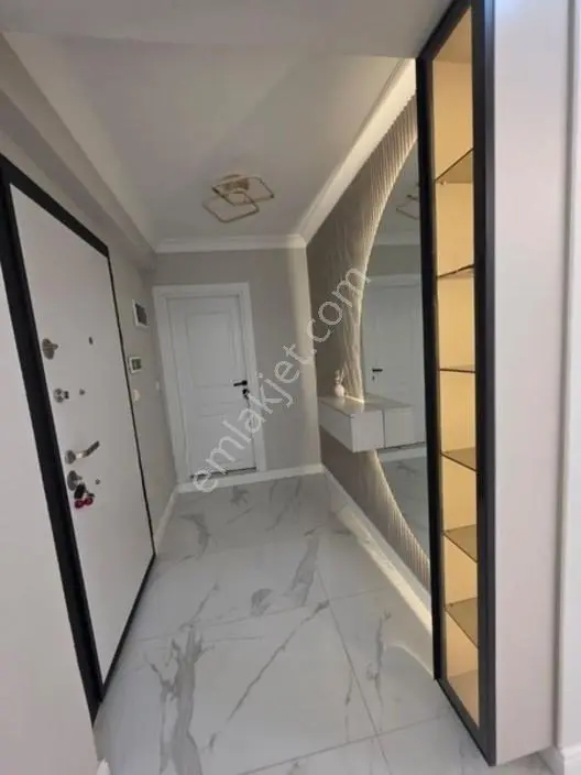 Bursa Emlak Alemiçarşı Merkezinde Arakat Sıfır3+1 156 M2 Satılık — fotoğraf 8