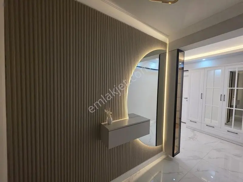 Bursa Emlak Alemiçarşı Merkezinde Arakat Sıfır3+1 156 M2 Satılık — fotoğraf 9