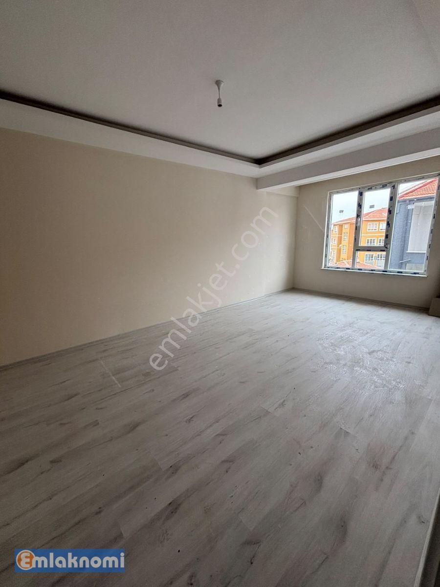 Emlaknomi'den Çarşı Merkezde Sıfır 2+1 Satılık Daire — fotoğraf 11