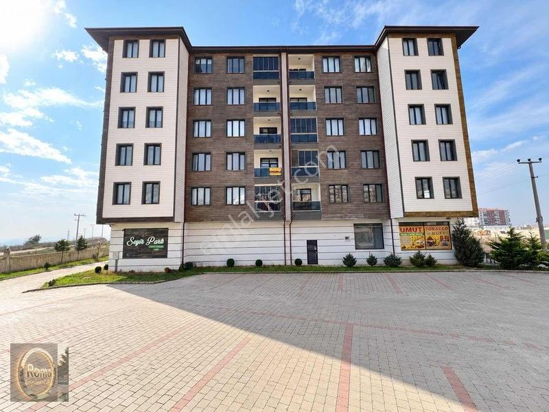 Roma' Dan Seyir Park' Da Satılık Daire