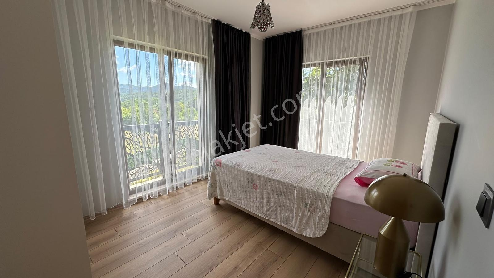 Şile Geredelide Havuzlu Butik Site İçerisinde Satılık Villa — fotoğraf 22