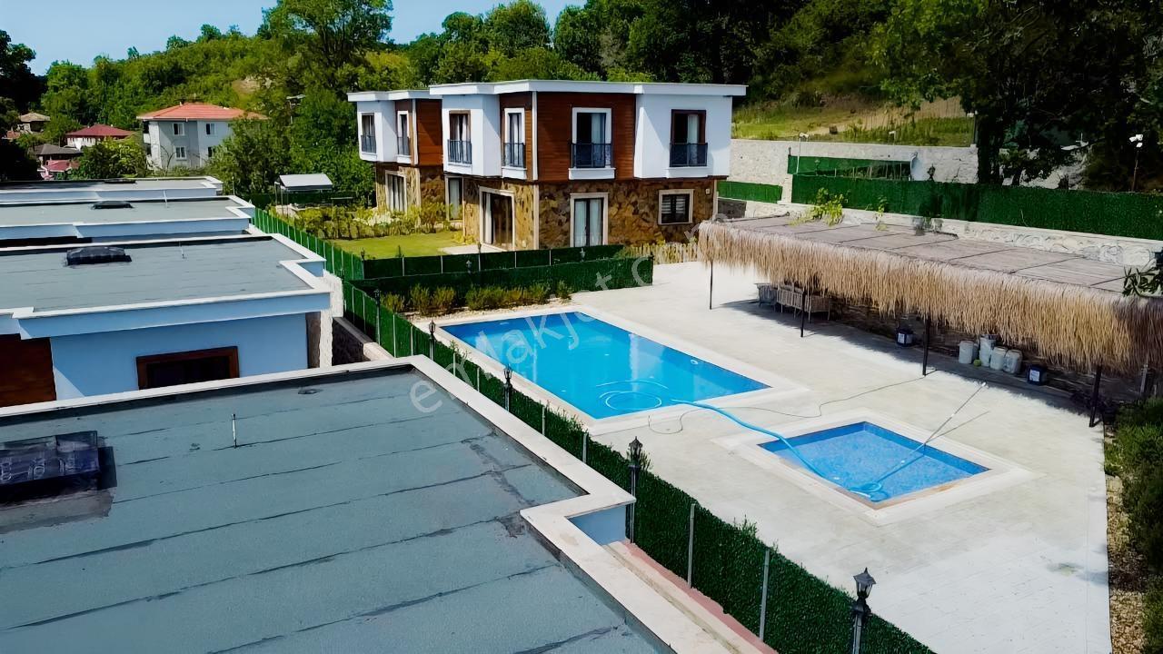 Şile Geredelide Havuzlu Butik Site İçerisinde Satılık Villa — fotoğraf 30