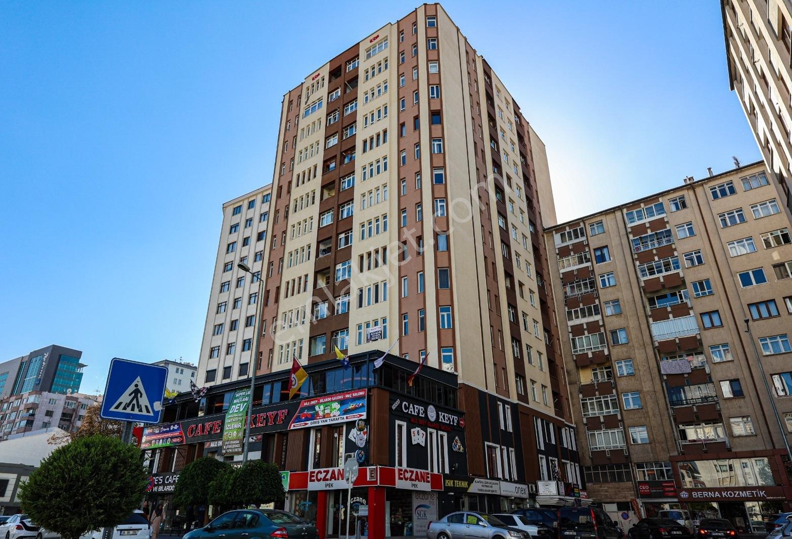 Forum Avm Yanında Aidatsız Asansörlü Kombili Satılık 3+1 Daire — fotoğraf 5