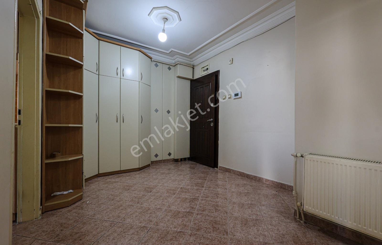 Forum Avm Yanında Aidatsız Asansörlü Kombili Satılık 3+1 Daire — fotoğraf 9