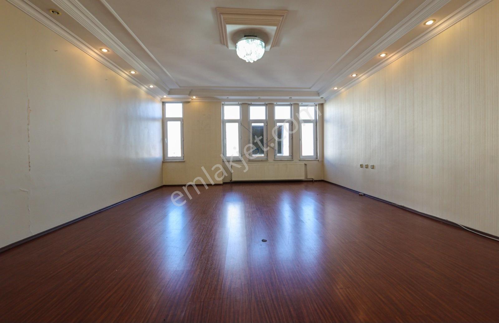 Forum Avm Yanında Aidatsız Asansörlü Kombili Satılık 3+1 Daire — fotoğraf 18