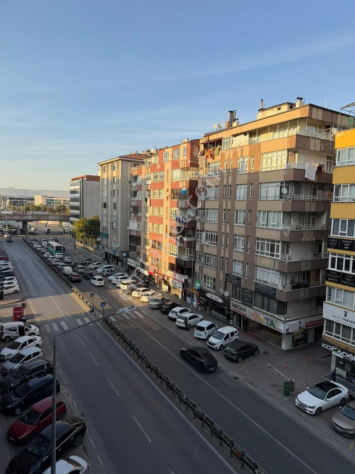Fetanet Emlaktan İstasyon Caddesinde Yapılı 4+1 Odalı — fotoğraf 5
