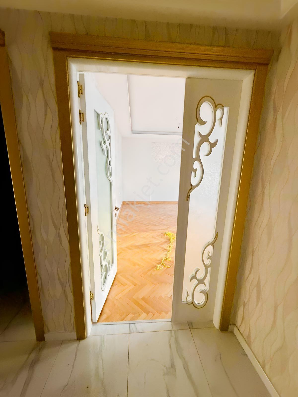 Fetanet Emlaktan İstasyon Caddesinde Yapılı 4+1 Odalı — fotoğraf 34