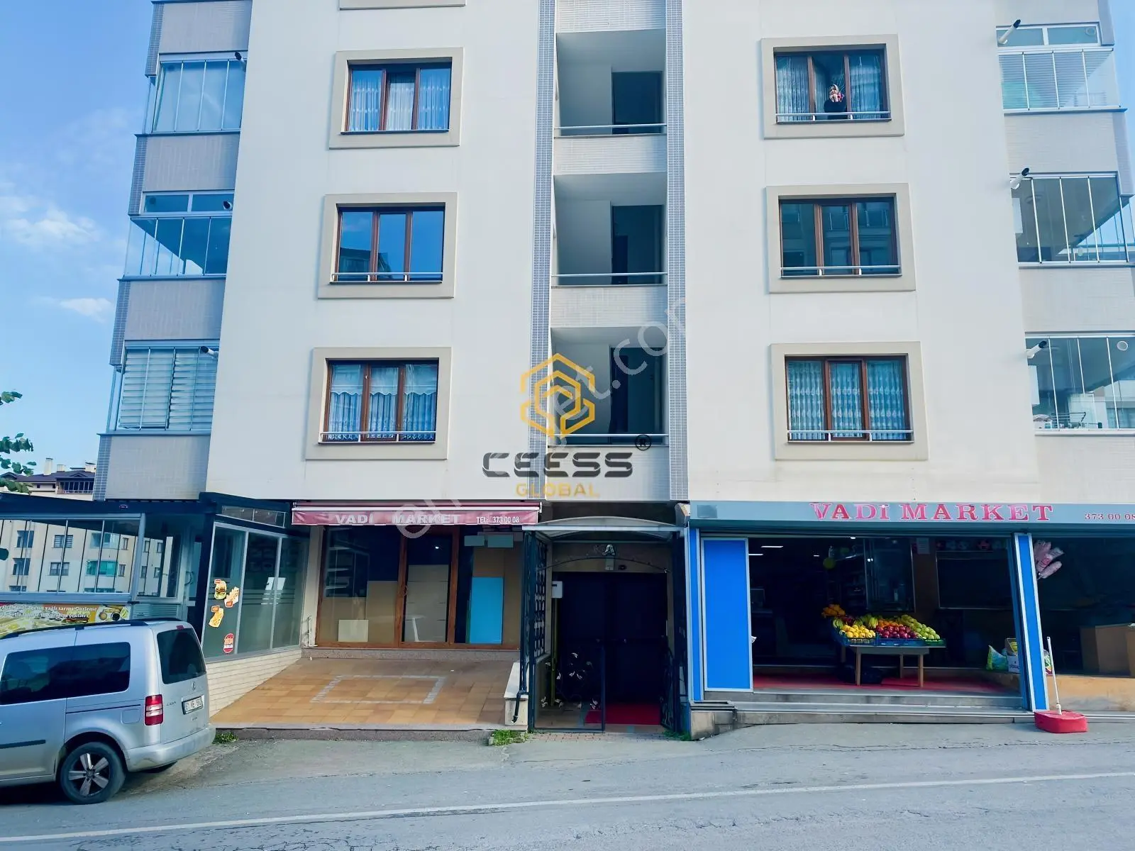 Trabzon Çukurçayır Vadikent Sitesinde Satılık 3+1 Daire