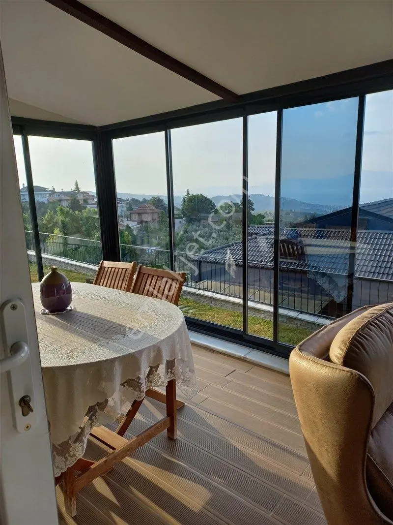 Mudanya Bademli'de 620 M2 Bahçeli Deniz Manzaralı Satılık Villa — fotoğraf 9