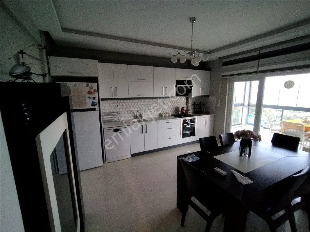 Mudanya Bademli'de 620 M2 Bahçeli Deniz Manzaralı Satılık Villa — fotoğraf 12