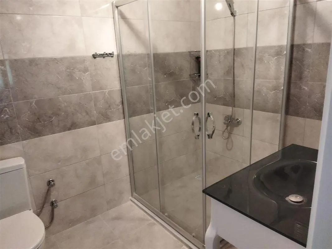 Mudanya Bademli'de 620 M2 Bahçeli Deniz Manzaralı Satılık Villa — fotoğraf 16