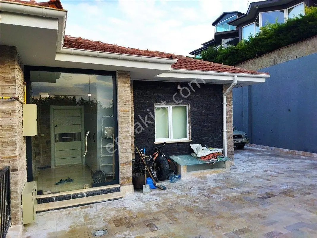 Mudanya Bademli'de 620 M2 Bahçeli Deniz Manzaralı Satılık Villa — fotoğraf 17